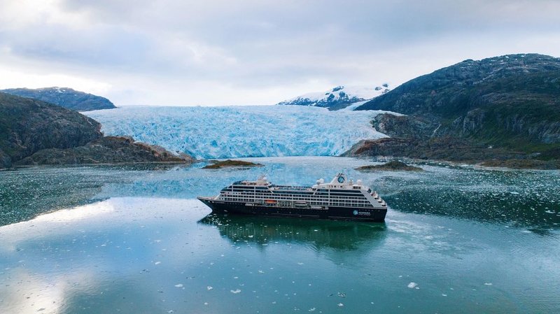 Azamara Pursuit