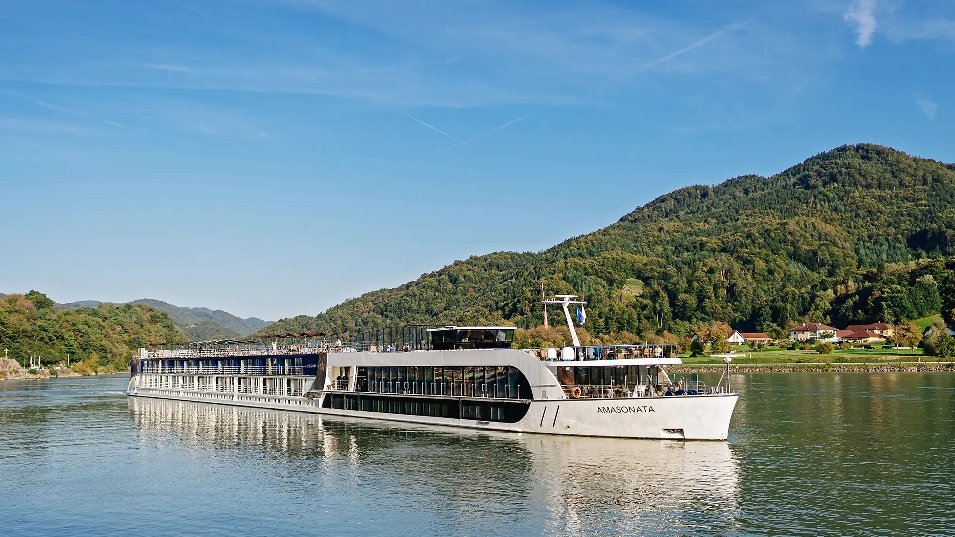 BUD - Bratislava - Vienne, Autriche - Weissenkirchen, Autriche - Melk, Autriche , 8 jours
