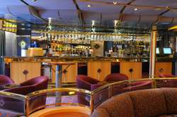 >Metropolitan Show Lounge
