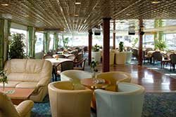 Salon avec bar