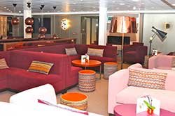 Salon avec bar