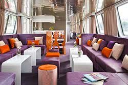 Salon avec bar