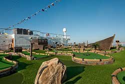 >Mini golf