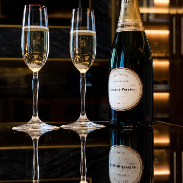 Champagne Lounge