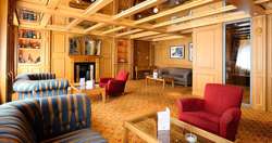 >Albassador Lounge