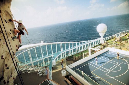 terrains de sport mur escalade voyager of the seas 