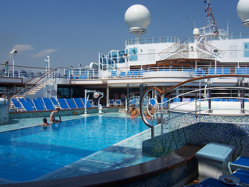 piscine emerald princess cruises