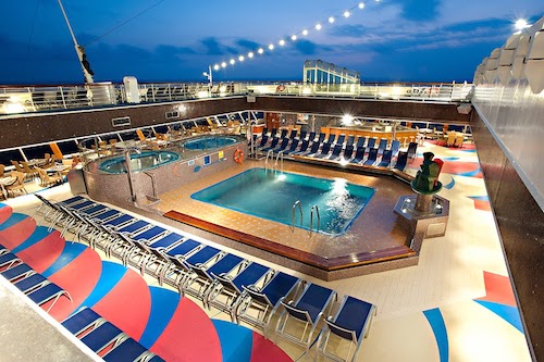 piscine carnival glory