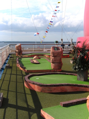 mini golf carnival glory