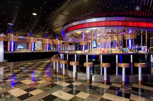 bar carnival fascination