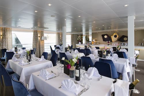 ms symphonie restaurant